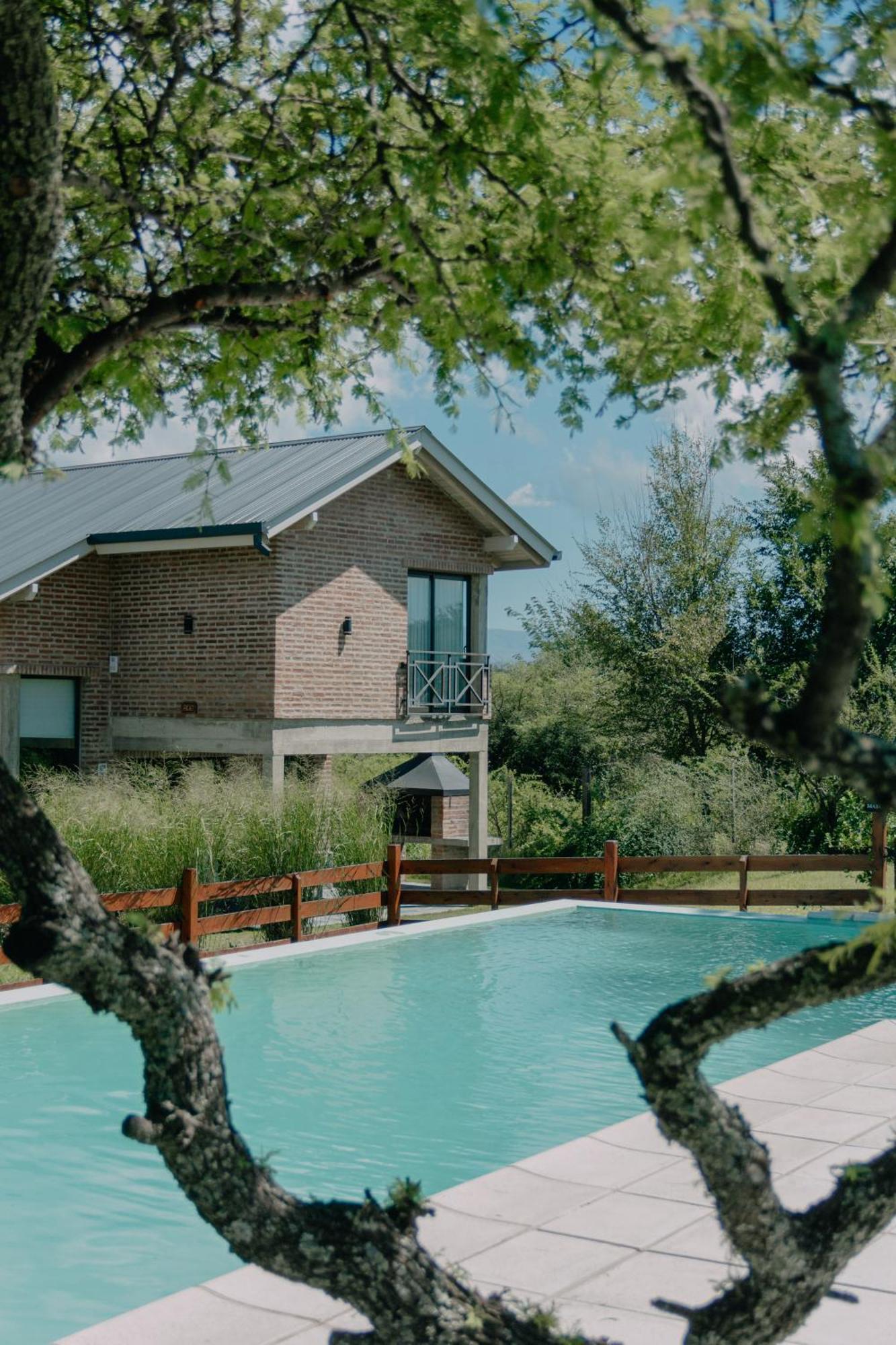 Pentagrama, Casas De Campo Villa General Belgrano Luaran gambar